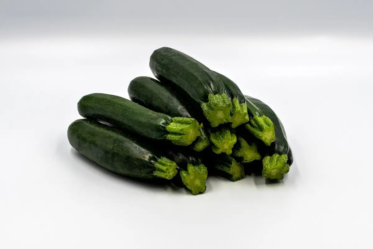 Zucchine piccole o deformi? Stai usando il concime sbagliato: ecco quale scegliere