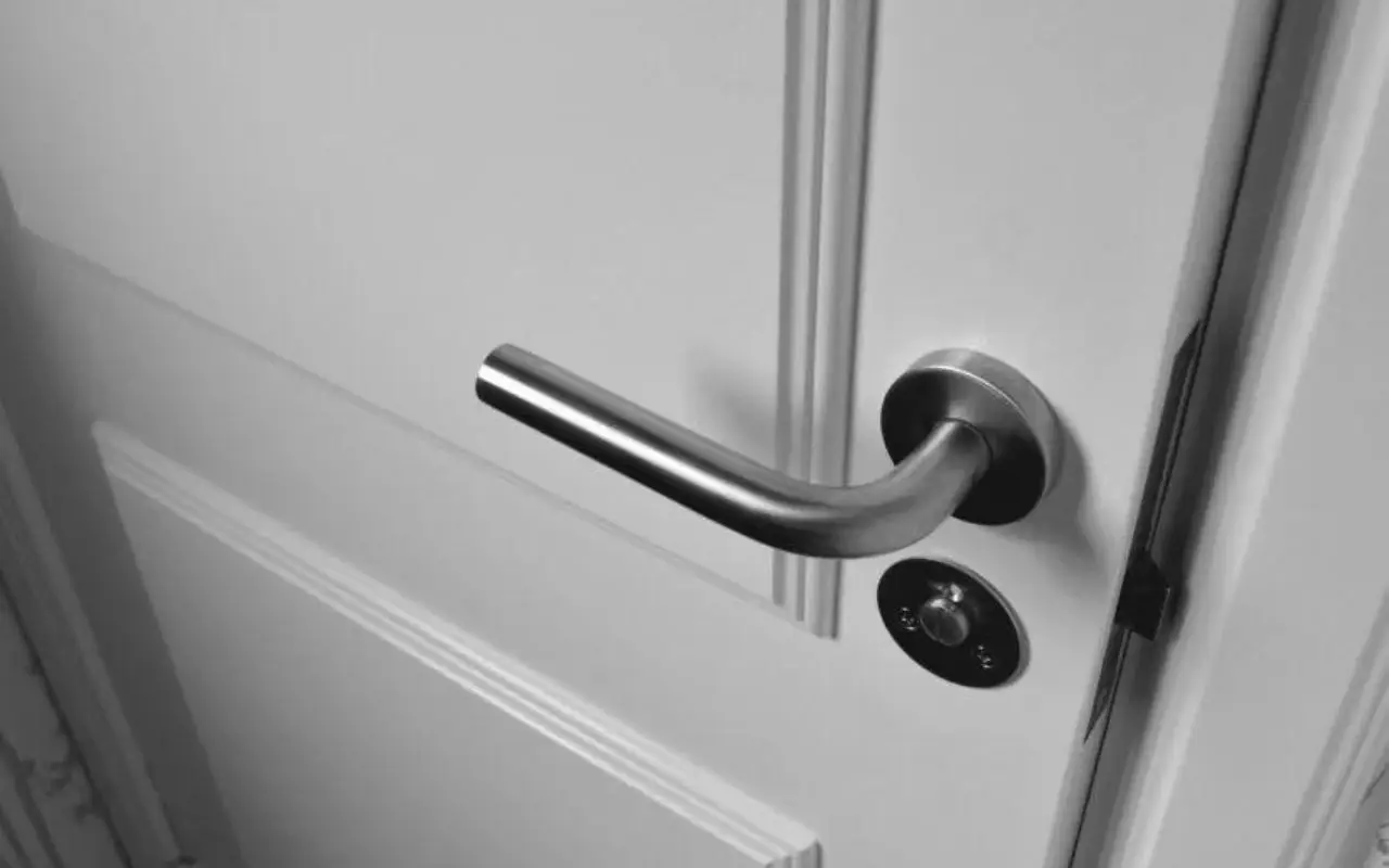 Non comprare nuove porte interne senza aver visto prima queste offerte incredibili